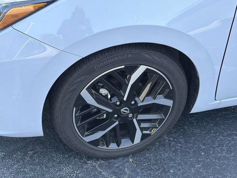 Used 2025 Nissan Versa SR w/ Trunk Package FWD image 4