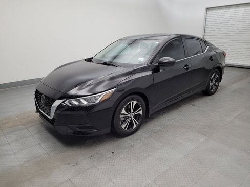 Used 2023 Nissan Sentra SV image 2