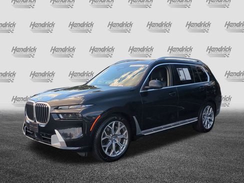Certified 2024 BMW X7 xDrive40i image 5