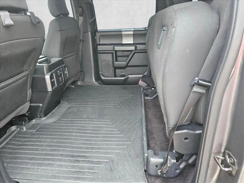 Used 2016 Ford F150 XLT w/ Equipment Group 302A Luxury RWD image 10