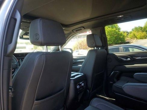 Used 2024 GMC Yukon Denali image 8