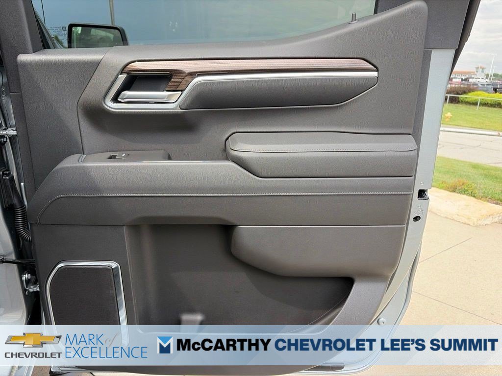 New 2026 Chevrolet Silverado 1500 RST w/ Convenience Package II AWD/4WD image 16