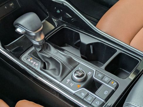 Used 2022 Kia Sorento SX Prestige w/ Rust Color Package image 19