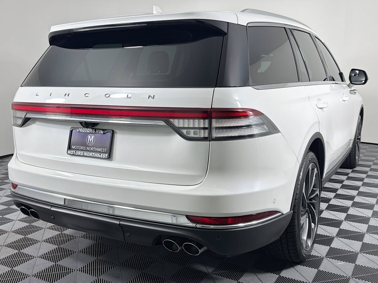Used 2020 Lincoln Aviator Reserve w/ Equipment Group 202A AWD/4WD image 26