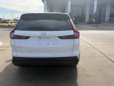 Used 2025 Honda CR-V EX image 7