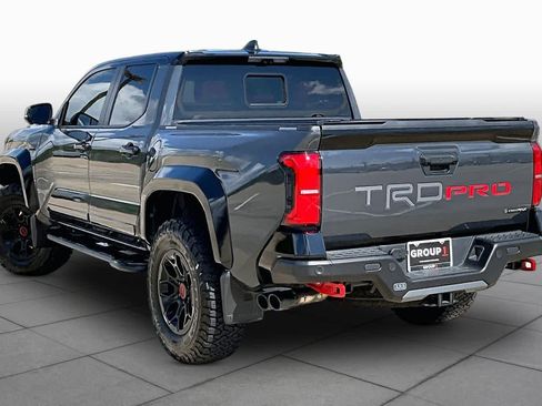 Used 2025 Toyota Tacoma TRD Pro AWD/4WD image 12