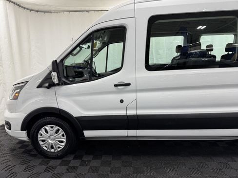 Used 2023 Ford Transit 350 XLT image 4