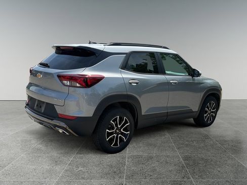 Certified 2023 Chevrolet TrailBlazer ACTIV FWD image 5