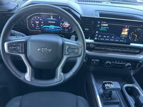 Used 2026 Chevrolet Silverado 1500 LT Trail Boss w/ Protection Package AWD/4WD image 16