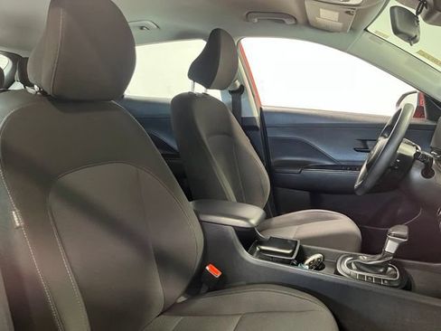 Used 2024 Hyundai Kona SE FWD image 10