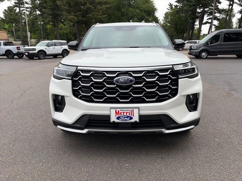 Used 2026 Ford Explorer Platinum w/ LUX Leather Package AWD/4WD image 2