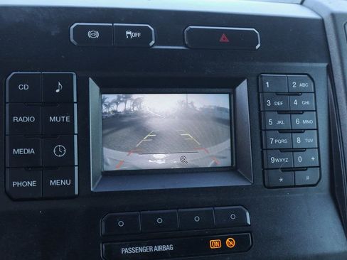 Used 2018 Ford F350 XL w/ Power Equipment Group image 32