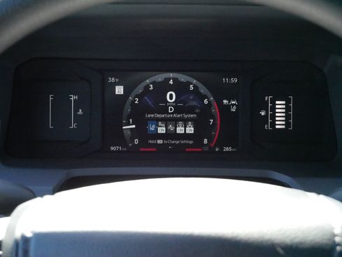 Certified 2024 Toyota Tacoma SR5 AWD/4WD image 21