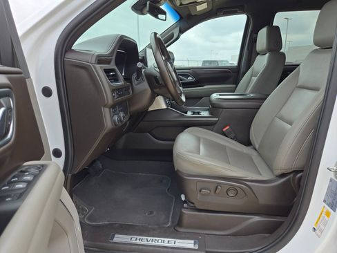 Used 2023 Chevrolet Tahoe LT image 9