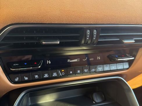 Certified 2025 MAZDA CX-90 3.3 Turbo S w/ Premium Plus image 38