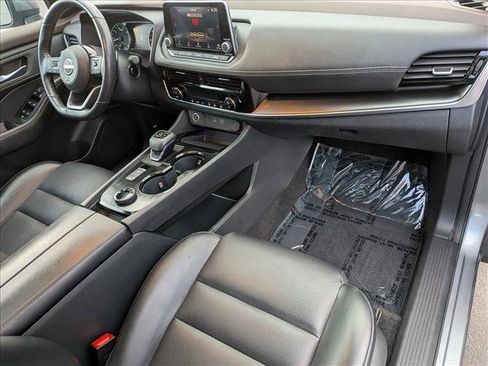 Used 2023 Nissan Rogue SV w/ SV Premium Package image 22