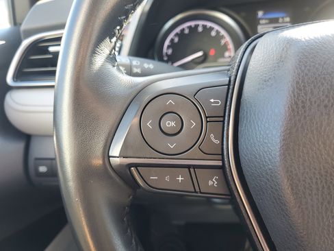 Used 2023 Toyota Camry SE image 21