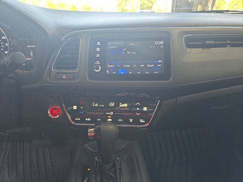 Used 2020 Honda HR-V EX image 20