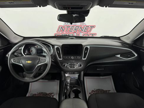 Used 2023 Chevrolet Malibu LT FWD image 11