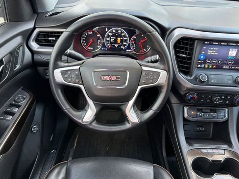 Used 2022 GMC Acadia AT4 w/ Technology Package image 16
