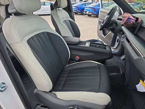 New 2026 Kia EV9 GT-Line image 10