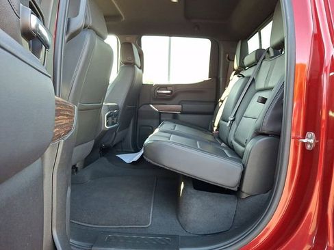 Used 2021 Chevrolet Silverado 1500 High Country AWD/4WD image 13