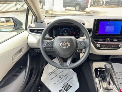 Certified 2026 Toyota Corolla LE FWD image 34