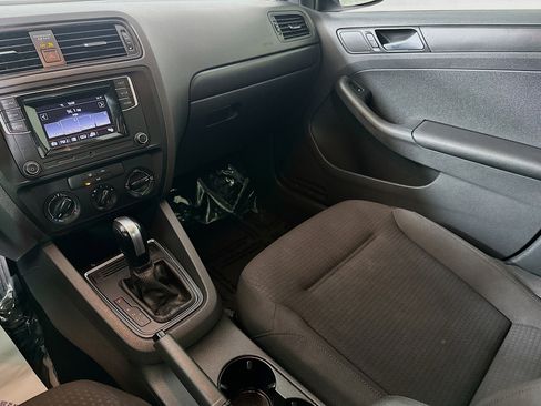 Used 2016 Volkswagen Jetta S image 20