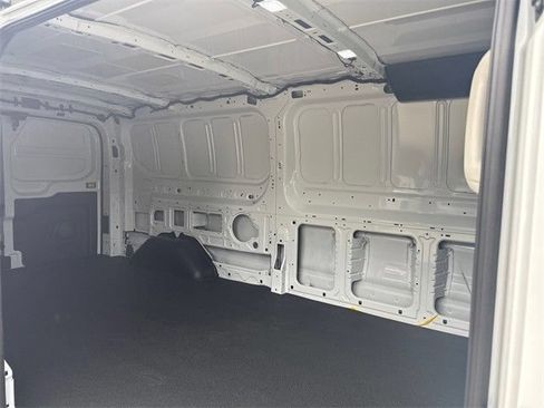 New 2025 Ford Transit 250 Low Roof RWD image 18