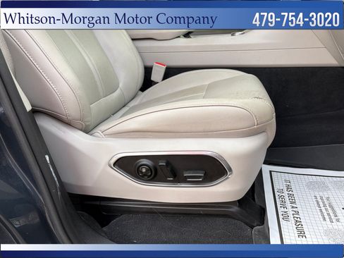 Used 2023 Jeep Wagoneer L Series II AWD/4WD image 47