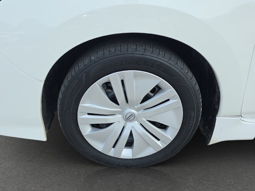Used 2023 Nissan Leaf S FWD image 4