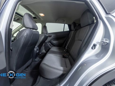 Used 2024 Subaru Crosstrek 2.0i Premium AWD/4WD image 25