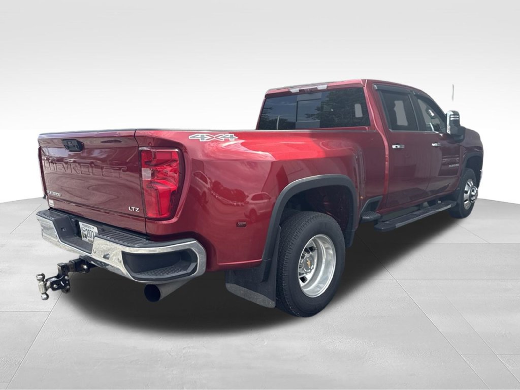 Used 2025 Chevrolet Silverado 3500 LTZ w/ LTZ Plus Package AWD/4WD image 8