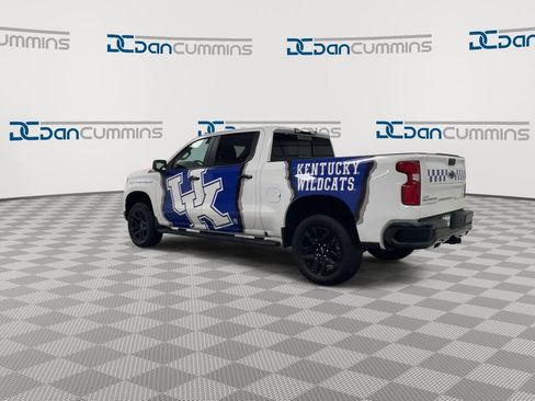 Used 2025 Chevrolet Silverado 1500 LT Trail Boss w/ LT Trail Boss Premium Package AWD/4WD image 6
