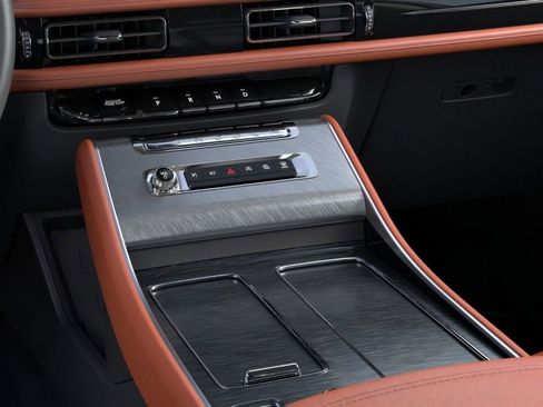 New 2026 Lincoln Aviator Reserve w/ Luxury Package RWD image 15