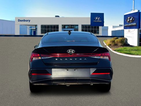 New 2026 Hyundai Elantra SEL Sport Premium FWD image 6