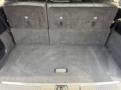 Used 2022 Jeep Grand Wagoneer Series III w/ Rear Seat Video Group 1 AWD/4WD image 26