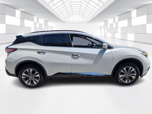Used 2018 Nissan Murano SV FWD image 8