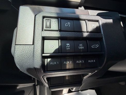 Used 2026 Toyota 4Runner TRD Off-Road Premium image 38