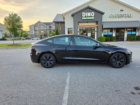 Used 2025 Tesla Model 3 RWD image 11