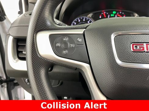 Certified 2022 GMC Terrain SLE w/ Driver Convenience Package image 25