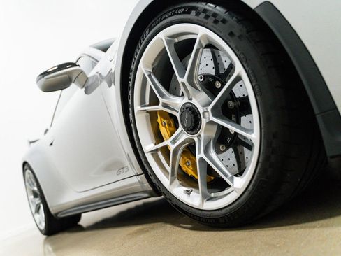 Used 2022 Porsche 911 GT3 RWD image 8