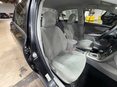 Used 2011 Toyota Corolla LE image 16