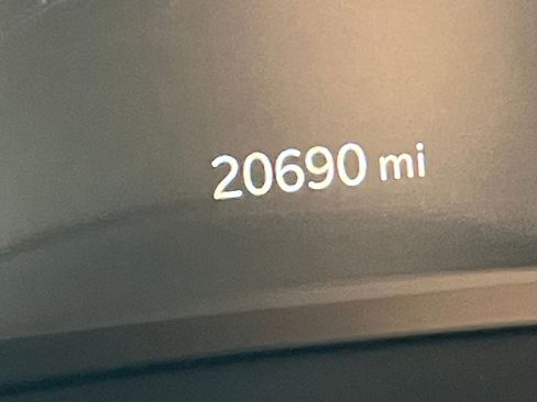 Used 2025 Jeep Compass Limited image 40