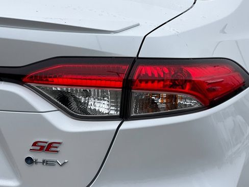 New 2026 Toyota Corolla SE FWD image 30