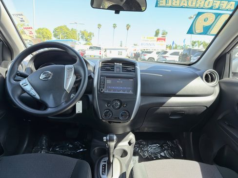 Used 2019 Nissan Versa SV image 18