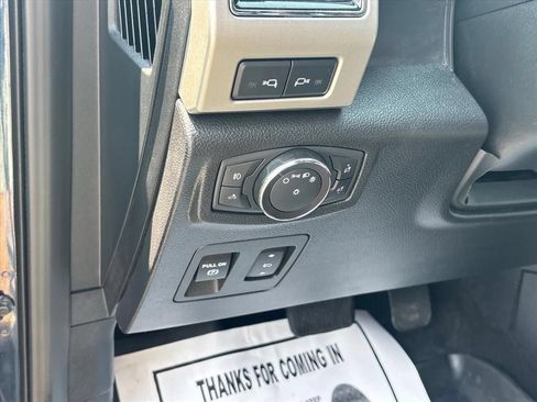 Used 2019 Ford F150 Lariat w/ Equipment Group 502A Luxury AWD/4WD image 27