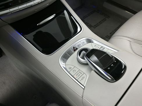 Used 2017 Mercedes-Benz S 63 AMG S 63 AMG w/ Carbon Fiber Exterior Package image 47