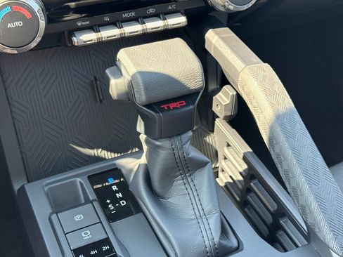Used 2026 Toyota Tacoma TRD Sport AWD/4WD image 17