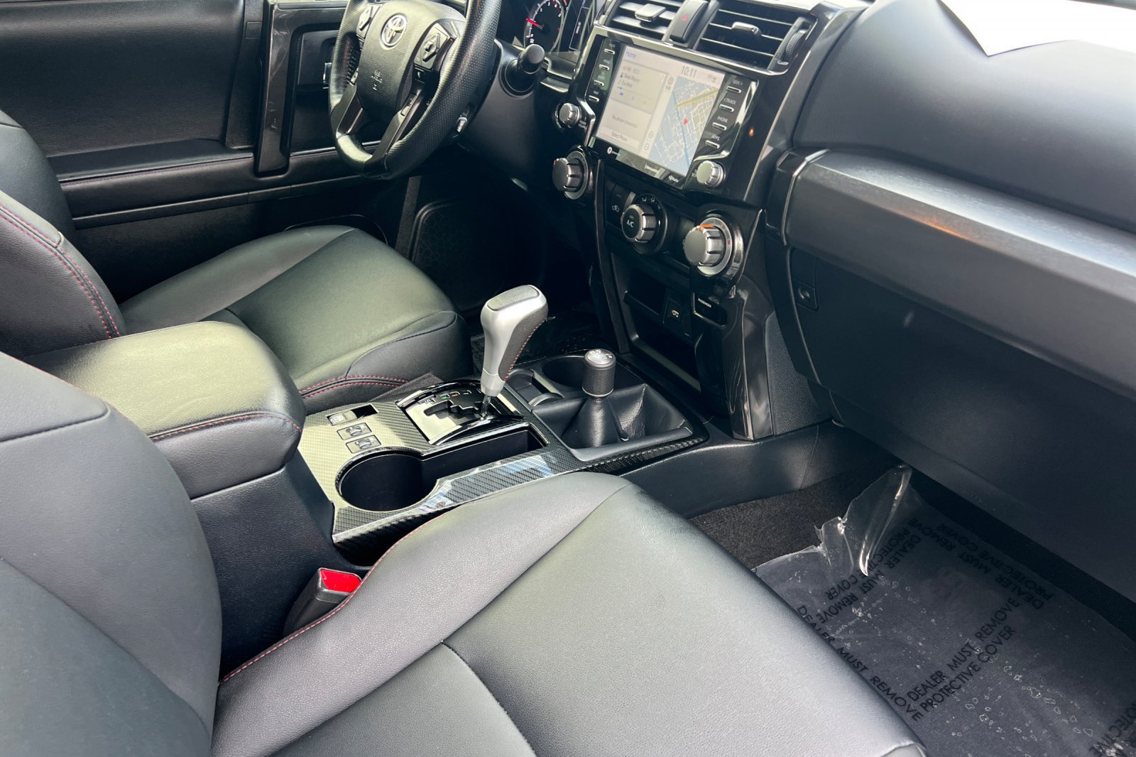 Used 2024 Toyota 4Runner TRD Off-Road Premium AWD/4WD image 16